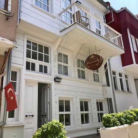 White Island Boutique Otel Adalar Extérieur photo