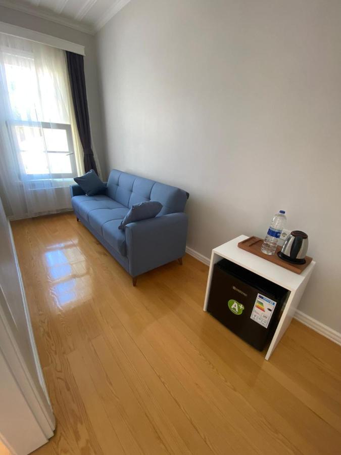 White Island Boutique Otel Adalar Extérieur photo