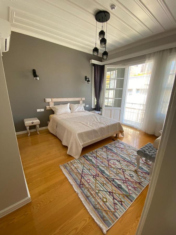 White Island Boutique Otel Adalar Extérieur photo